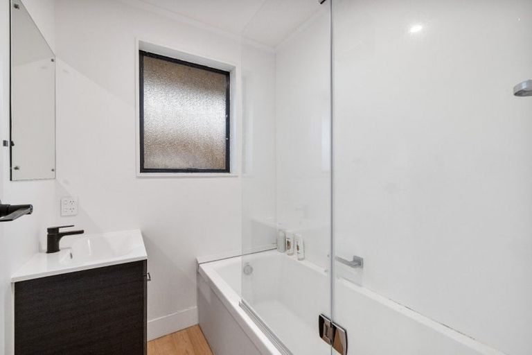 Photo of property in 12 Rutherford Street, Woolston, Christchurch, 8023