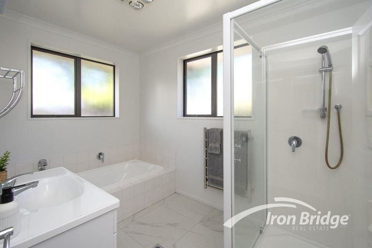 Photo of property in 6 Richard Seddon Drive, Northwood, Christchurch, 8051