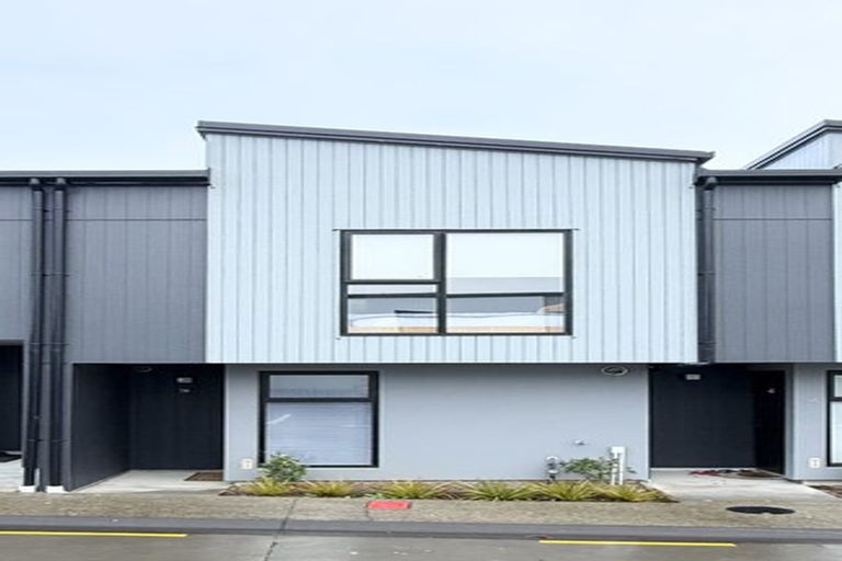 Photo of property in 16 Hinonga Loop, Silverdale, 0932