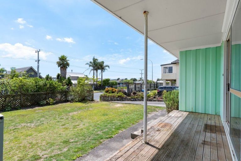 Photo of property in 1130 Papamoa Beach Road, Papamoa Beach, Papamoa, 3118