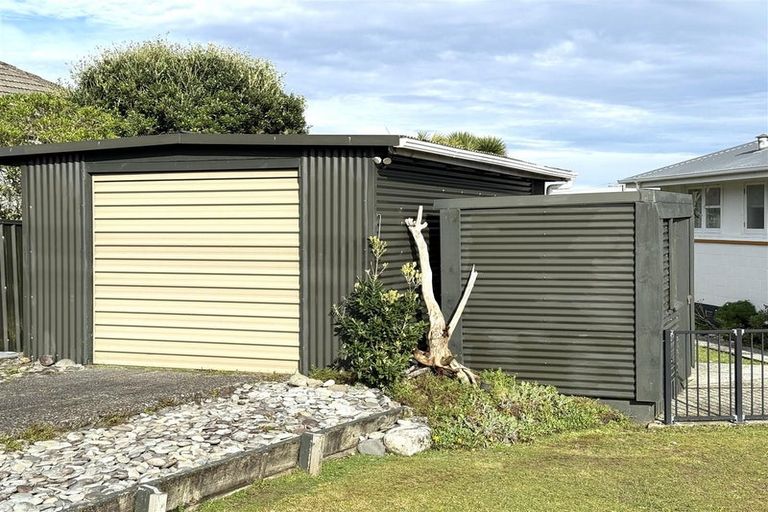 Photo of property in 16 Monro Street, Cobden, Greymouth, 7802