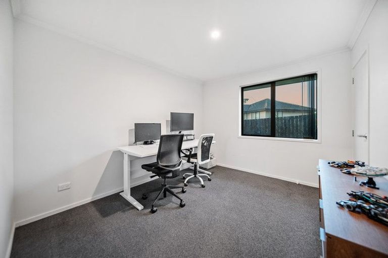 Photo of property in 5a Pukaki Road, Mangere, Auckland, 2022