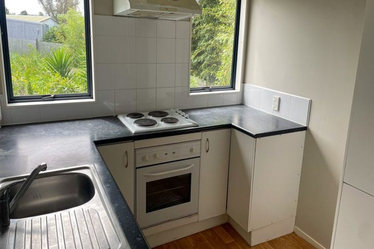 Photo of property in 33 Luanda Drive, Ranui, Auckland, 0612