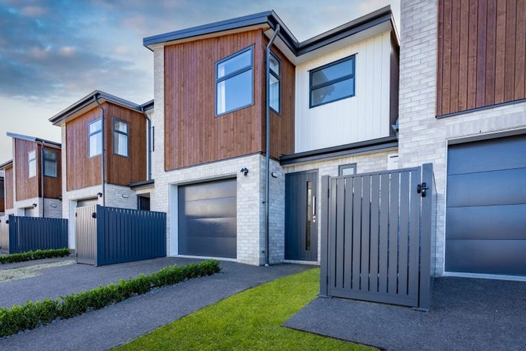 Photo of property in 10/102 Swayne Road, Cambridge, 3434