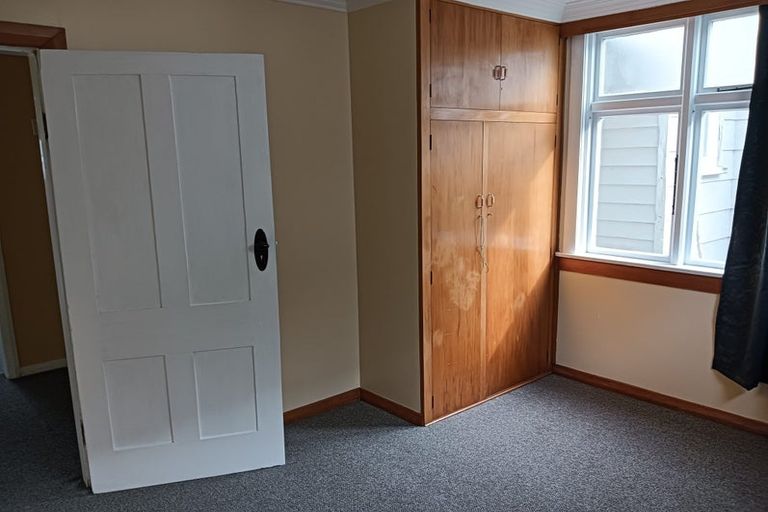 Photo of property in 35 Woodhaugh Street, Woodhaugh, Dunedin, 9010