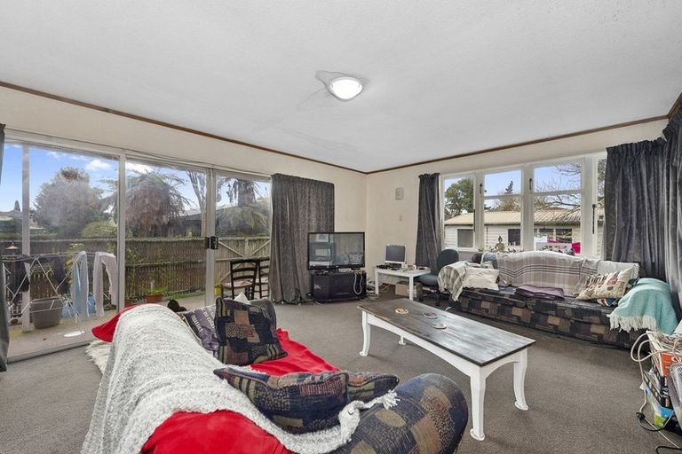 Photo of property in 48 Casey Avenue, Fairfield, Hamilton, 3214