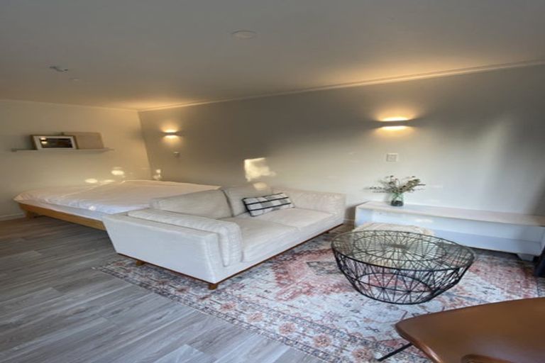 Photo of property in 23 Petane Road, Bay View, Napier, 4104