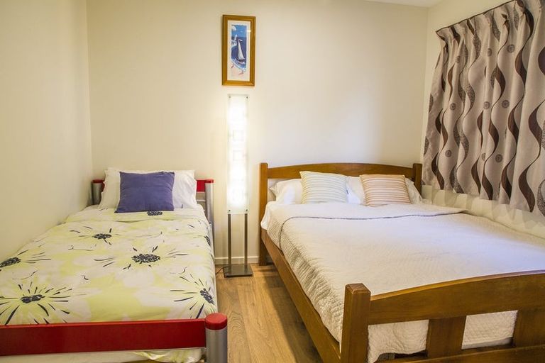 Photo of property in 17e Balmain Road, Birkenhead, Auckland, 0626