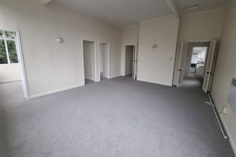 Photo of property in 16 Lindum Terrace, Roseneath, Wellington, 6011