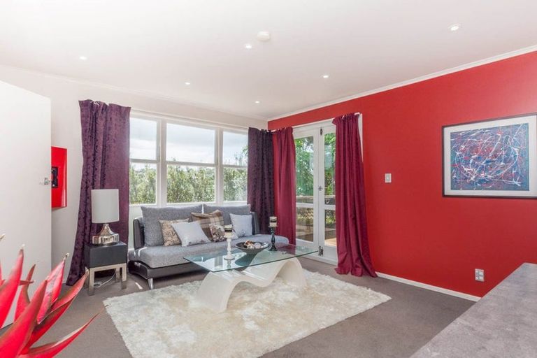 Photo of property in 13 James Street, Glenfield, Auckland, 0629