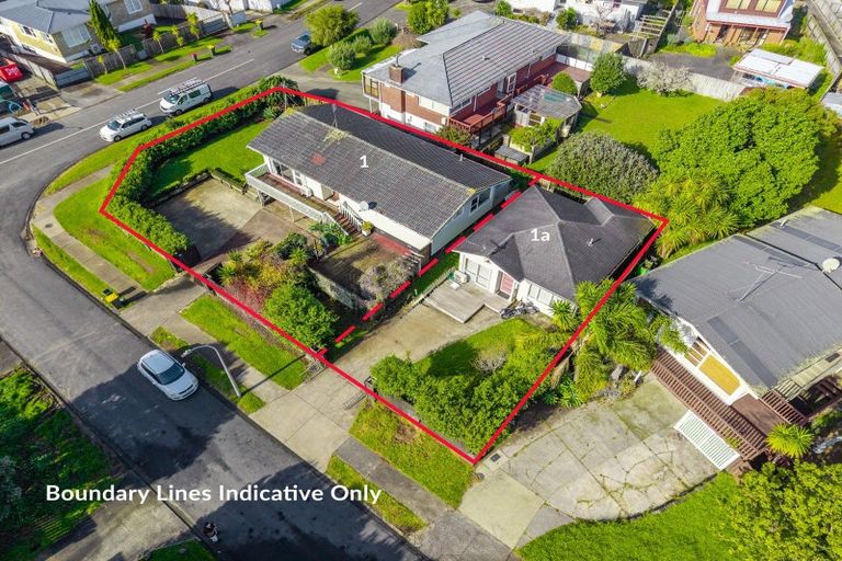Photo of property in 1 Beldon Place, Pakuranga Heights, Auckland, 2010