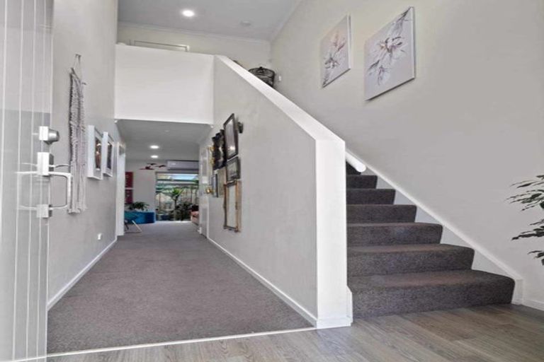 Photo of property in 215u3 Massey Street, Frankton, Hamilton, 3204