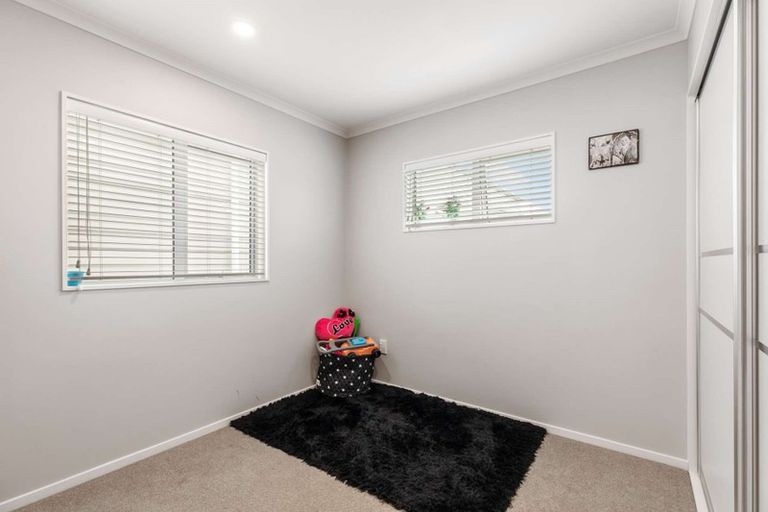 Photo of property in 51 Tribute Loop, Takanini, 2112