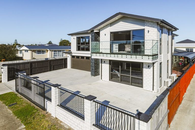 Photo of property in 10a John Street, Mangere East, Auckland, 2024