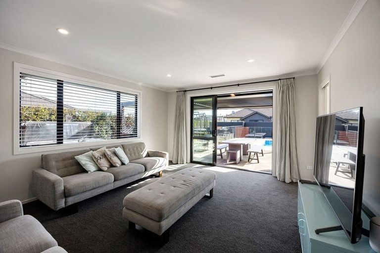 Photo of property in 15 Moemoea Place, Cambridge, 3434