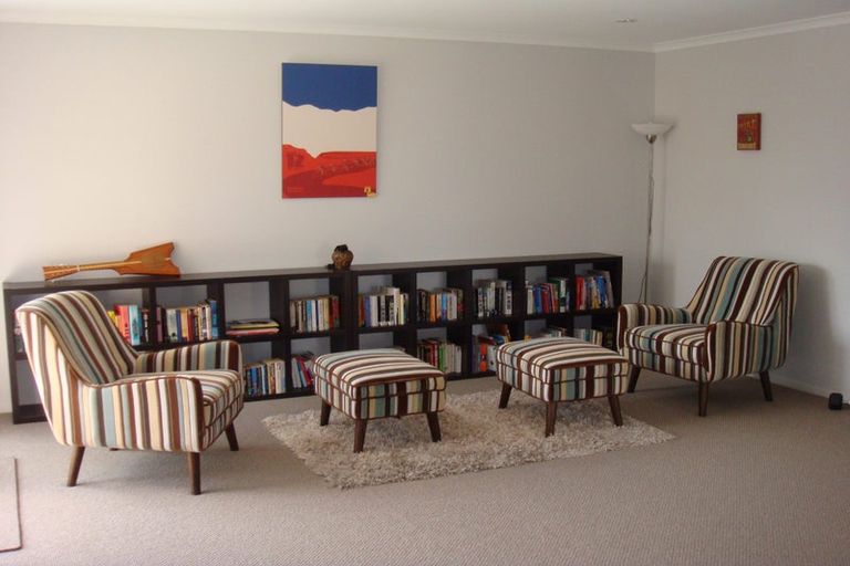 Photo of property in 13 Ludlow Place, Pukekohe, 2120