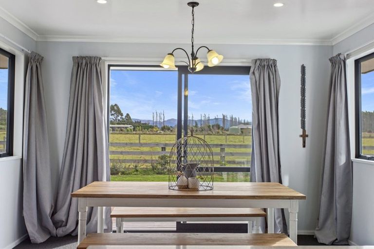 Photo of property in 174 Swamp Road, Loburn, Rangiora, 7472