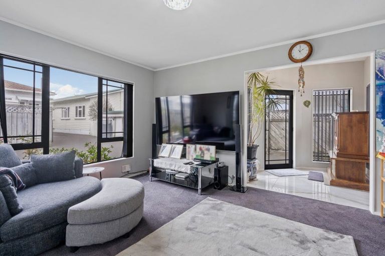 Photo of property in 10a Chelsea Street, Miramar, Wellington, 6022