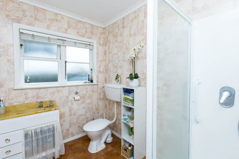 Photo of property in 62 Gibbons Street, Ebdentown, Upper Hutt, 5018