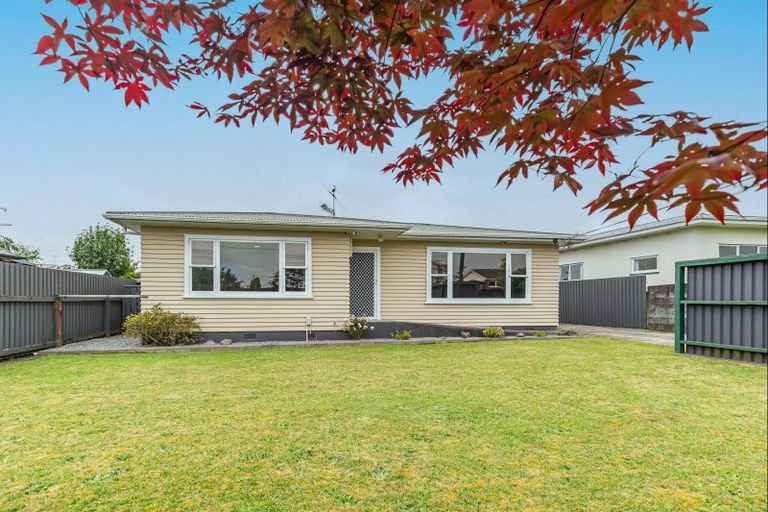 Photo of property in 20 York Street, Levin, 5510