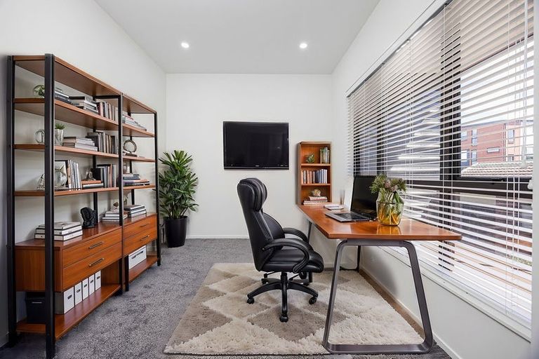 Photo of property in 1a Bennett Road, Pakuranga, Auckland, 2010