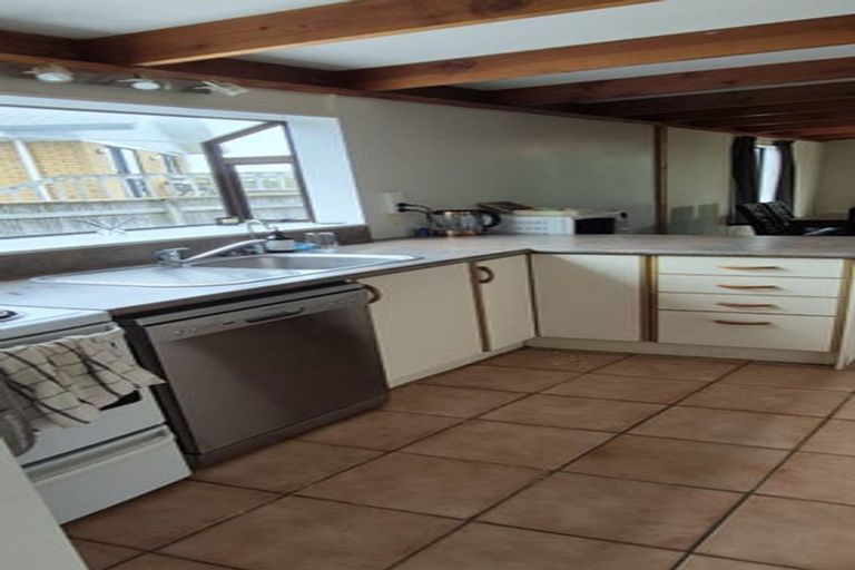 Photo of property in 9 Churchill Terrace, Waiuku, 2123