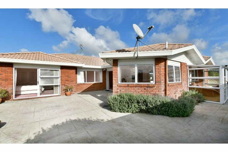 Photo of property in 3 Settlers Grove, Orewa, 0931