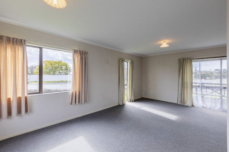 Photo of property in 14 Svenson Road, Waipukurau, 4200
