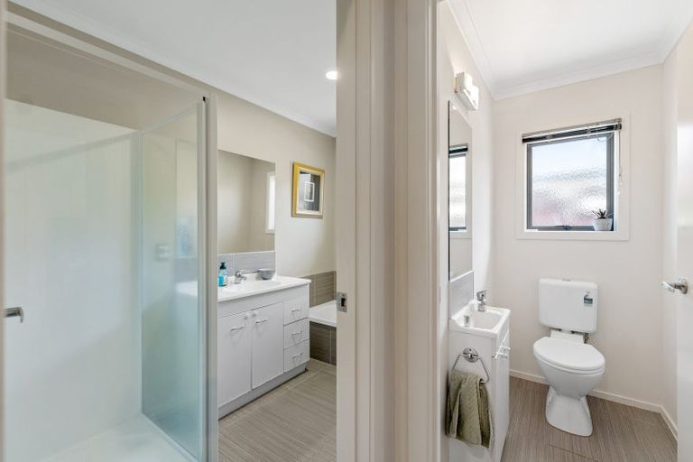 Photo of property in 2 Shaun Close, Papamoa Beach, Papamoa, 3118