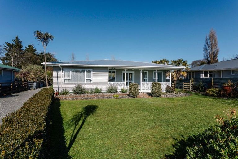 Photo of property in 15 Mathew Street, Dannevirke, 4930