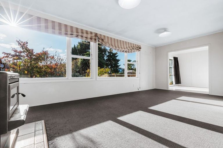 Photo of property in 112 Taharepa Road, Hilltop, Taupo, 3330