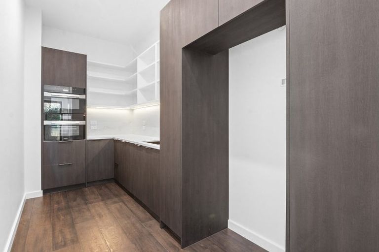 Photo of property in 5 Waipuia Place, Greenhithe, Auckland, 0632