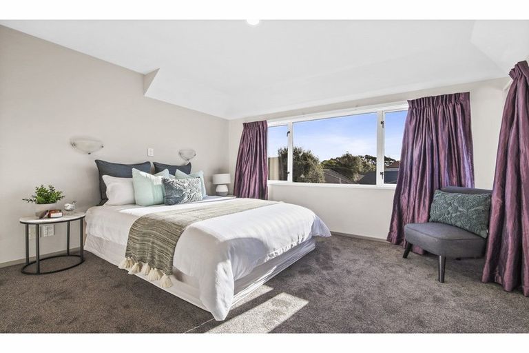 Photo of property in 2 Hatfield Place, Avonhead, Christchurch, 8042