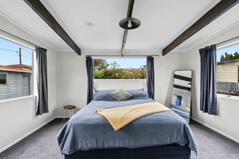 Photo of property in 33 Price Street, Grasmere, Invercargill, 9810