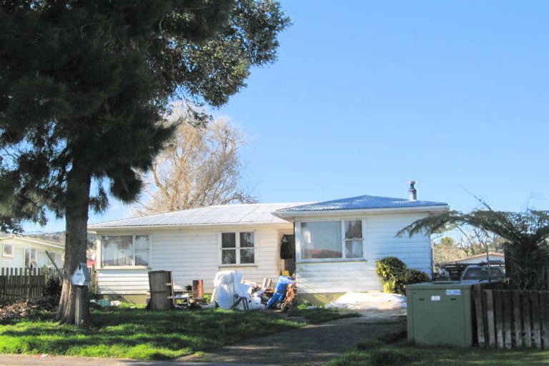 Photo of property in 23 Belgrave Place, Papakura, 2110