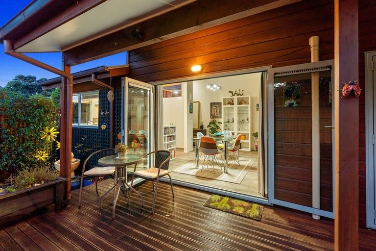 Photo of property in 82 Te Moana Road, Waikanae Beach, Waikanae, 5036