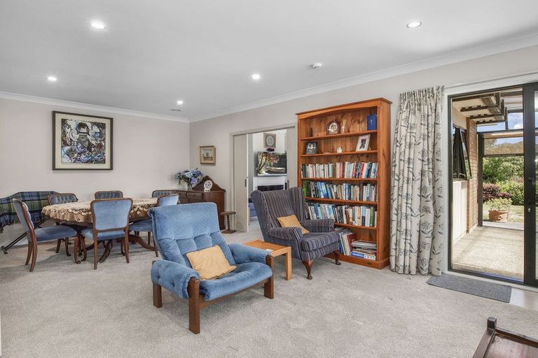Photo of property in 12 Optimist Way, Whitby, Porirua, 5024