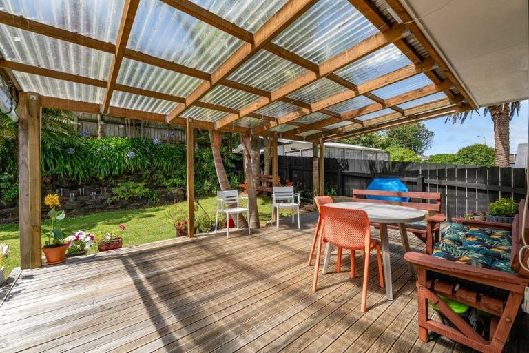 Photo of property in 8 Shaldon Crescent, Blagdon, New Plymouth, 4310