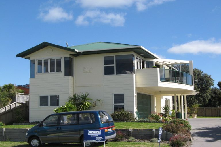 Photo of property in 8 Te Taiawatea Drive, Ohope, 3121