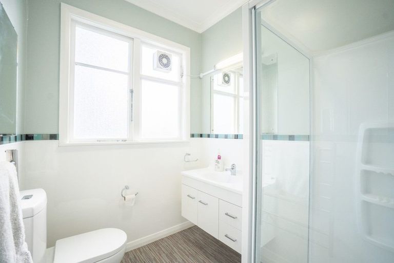 Photo of property in 20 Karina Terrace, Roslyn, Palmerston North, 4414