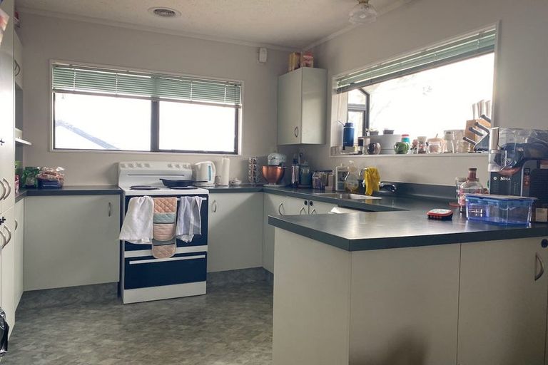 Photo of property in 10 Kentwood Drive, Woodridge, Wellington, 6037