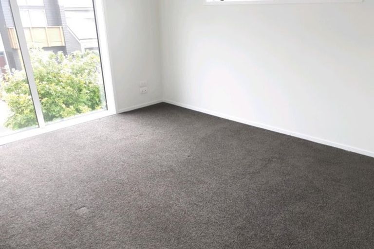 Photo of property in 9 Teal Way, Hobsonville, Auckland, 0616