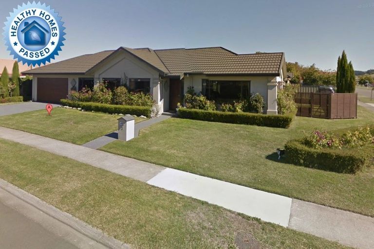 Photo of property in 2 Caulfield Place, Taradale, Napier, 4112