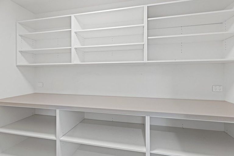 Photo of property in 28 Chatsworth Avenue, Rangiora, 7400