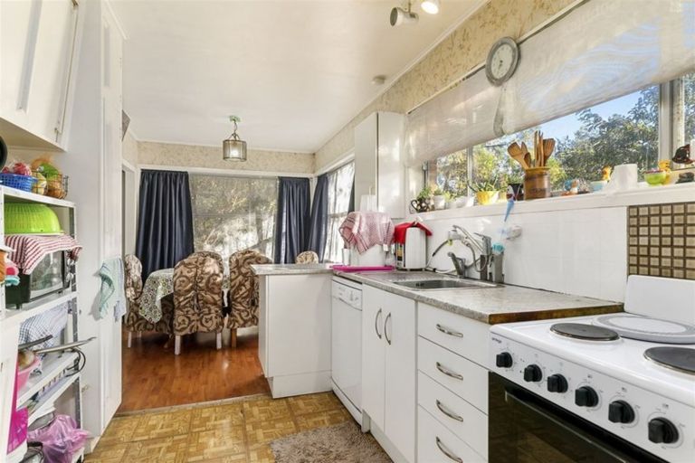 Photo of property in 11a Hamilton Place, Glenfield, Auckland, 0629