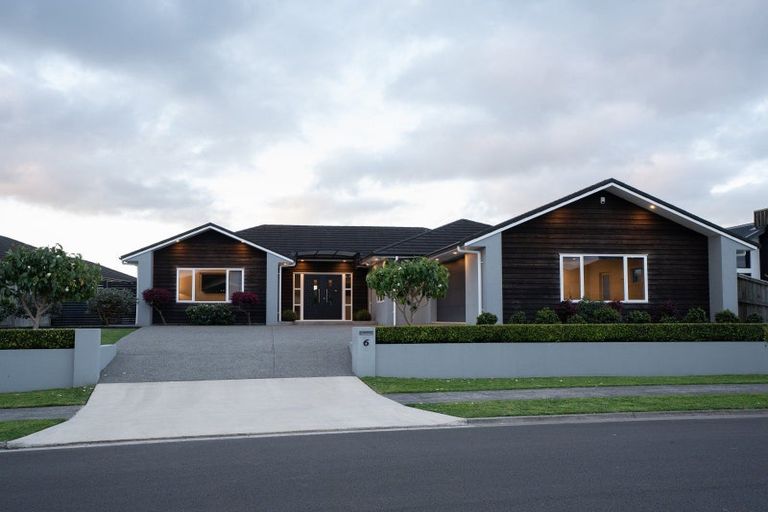 Photo of property in 6 Batten Drive, Flagstaff, Hamilton, 3210
