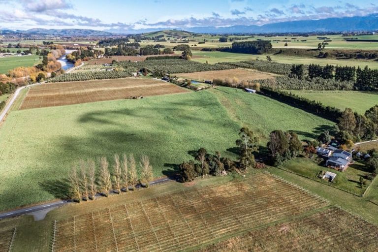 Photo of property in 42 Hunter Street, Edendale, 9825