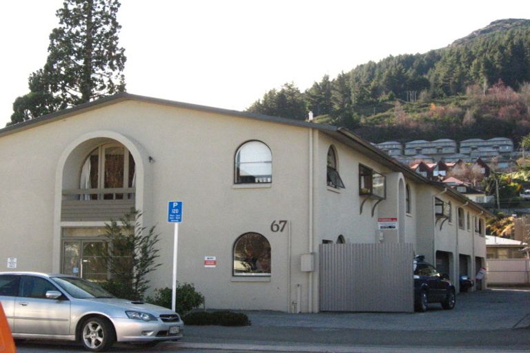 Photo of property in 67b Stanley Street, Queenstown, 9300