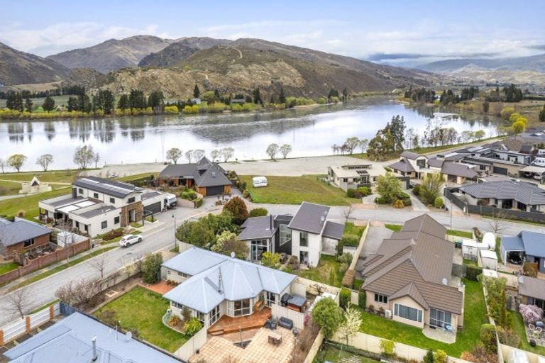 Photo of property in 9 Matthews Crescent, Cromwell, 9310