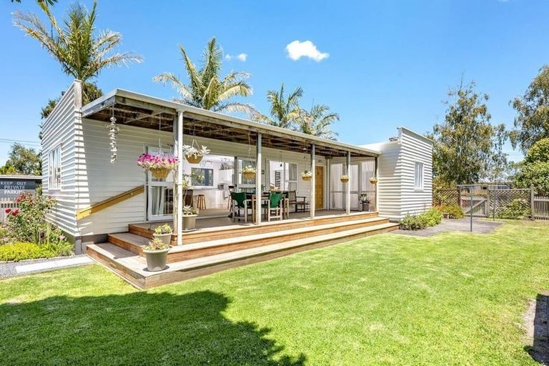 Photo of property in Ranui Primary School, 16 Ranui Station Road, Ranui, Auckland, 0612